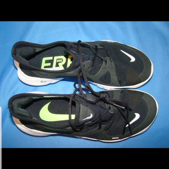 Women's Nike Free Running Shoes Size-8.5 - Picture 3 of 8